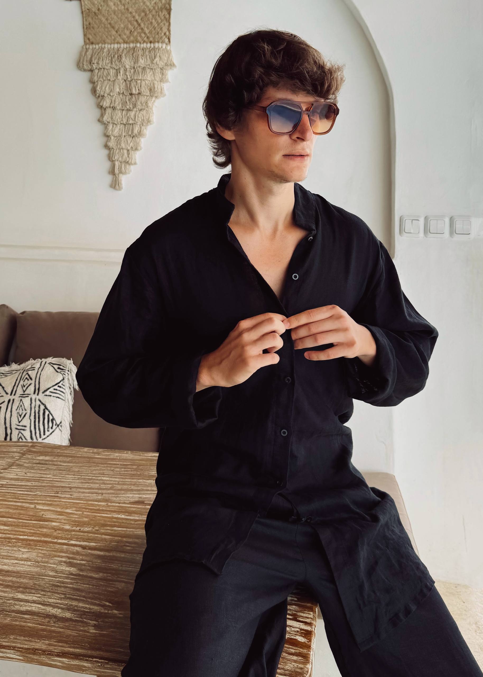 Onyx Extended Linen Shirt